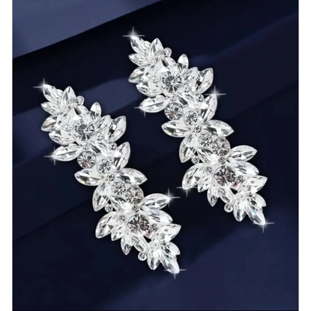 2 pc Elegant Crystal Bridal Hair Clip Shrapnel Glittery Leaf Design